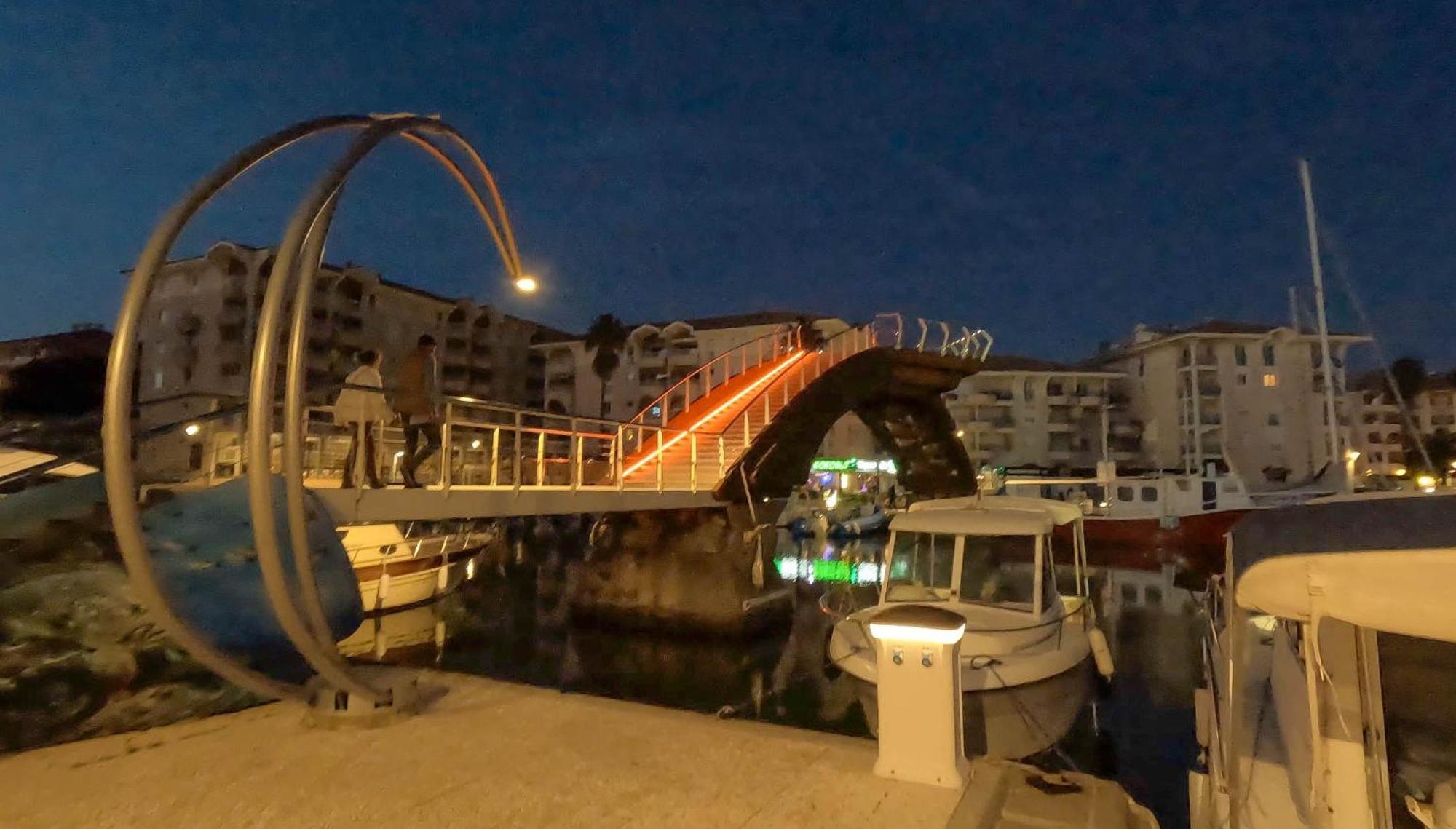 Tres Jolie A 2 Minutes De La Et Du Port De Appartement